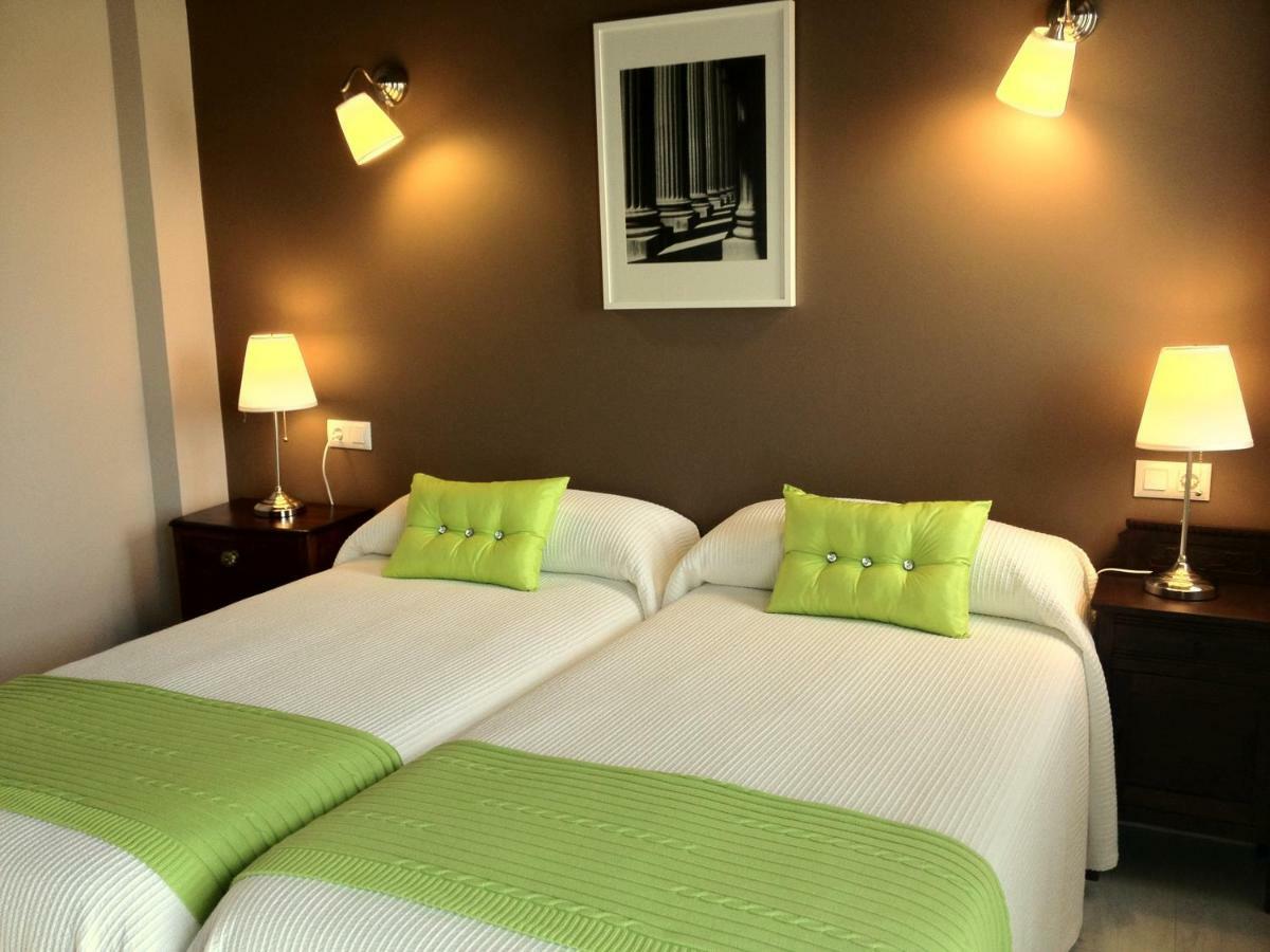 Apartamentos El Hospital De Villahormes ภายนอก รูปภาพ