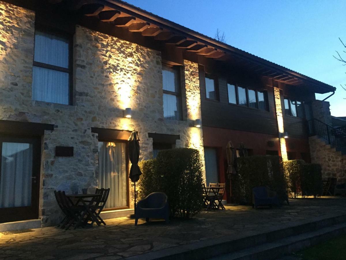 Apartamentos El Hospital De Villahormes ภายนอก รูปภาพ